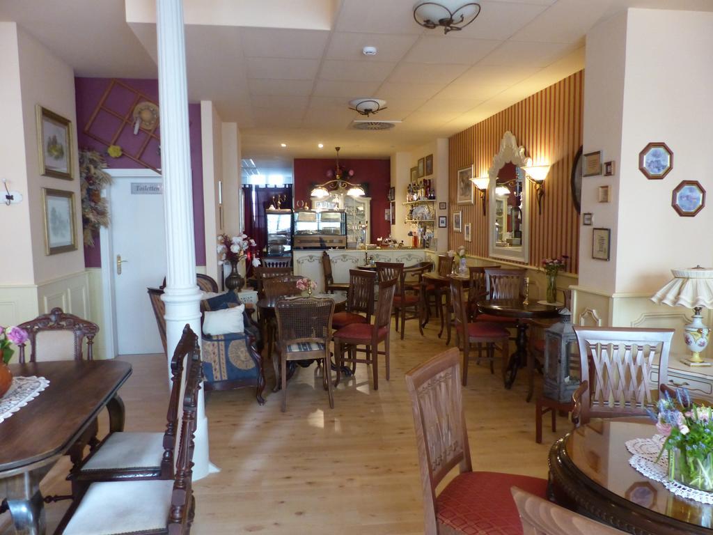 Cafe 28 & Pension Am Markt Wißmar Εξωτερικό φωτογραφία