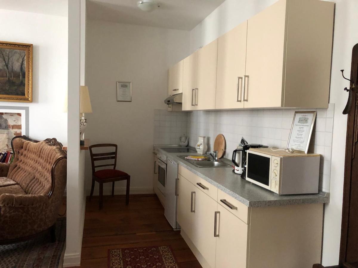 Cafe 28 & Pension Am Markt Wißmar Εξωτερικό φωτογραφία
